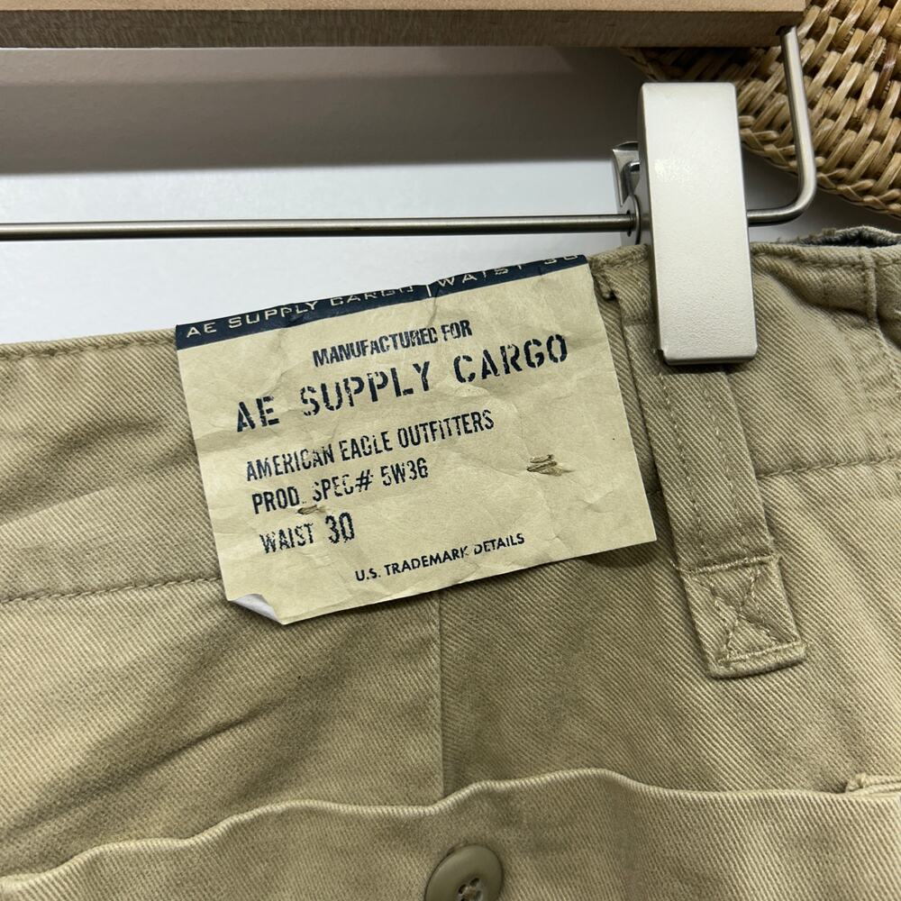 NEW AE American Eagle Beige Khaki Supply Cargo Shorts Mens 30 Pockets - Picture 4 of 4